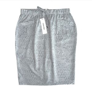 CALVIN KLEIN Size Medium Gray and‎ White Pebble Print Midi Skirt